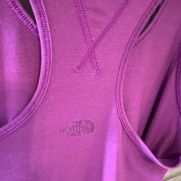 The North Face Workout tank - Picture 4 of 4